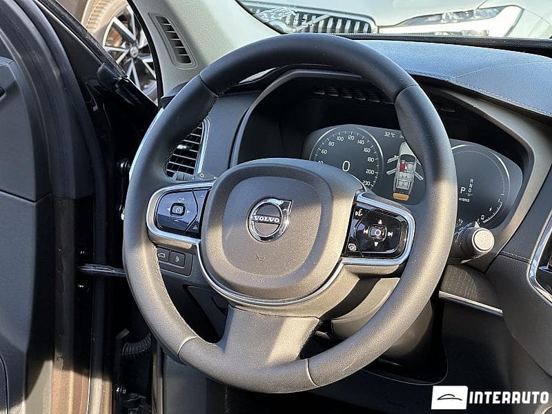 Volvo XC 90 2019 — Миниатюра 7