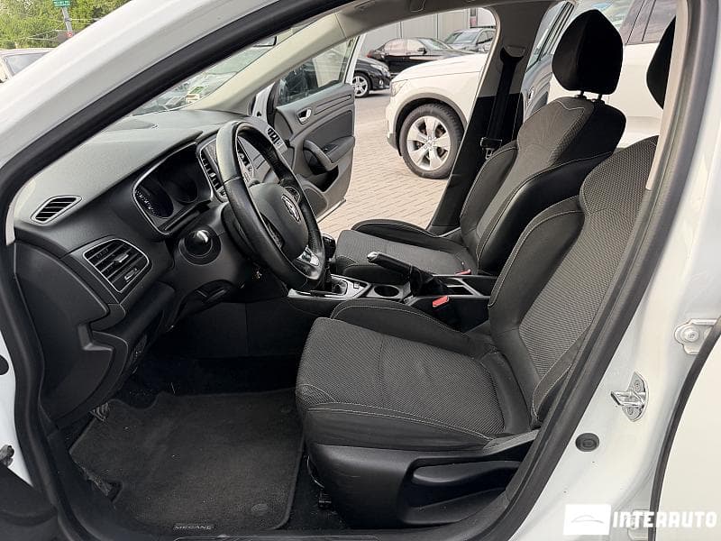 2016 Renault Megane — Miniatură 7