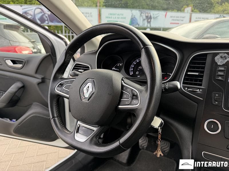 2016 Renault Megane — Miniatură 6