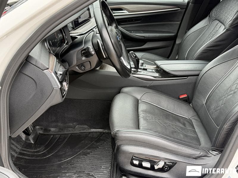 2017 BMW 520 — Miniatură 9