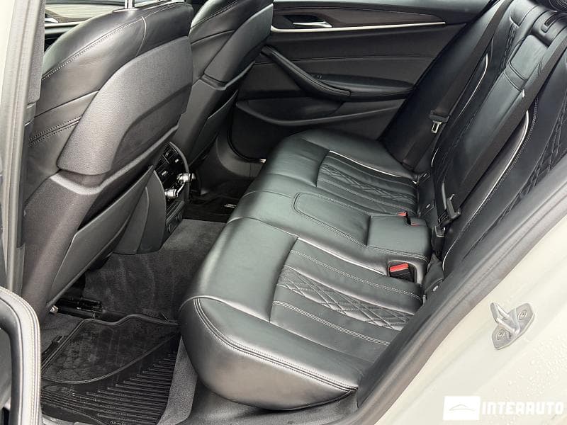 2017 BMW 520 — Miniatură 19