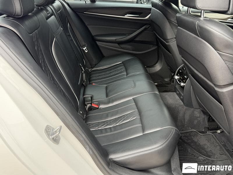 2017 BMW 520 — Miniatură 21