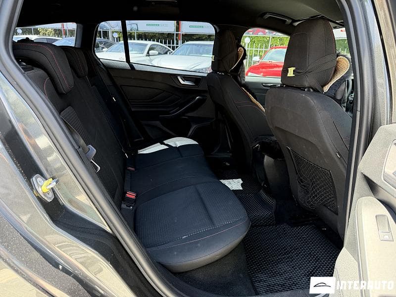 2019 Ford Focus — Miniatură 17