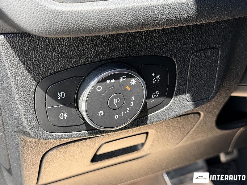 2019 Ford Focus — Miniatură 15