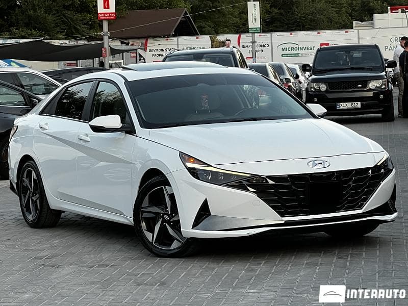2022 Hyundai Elantra — Miniatură 3