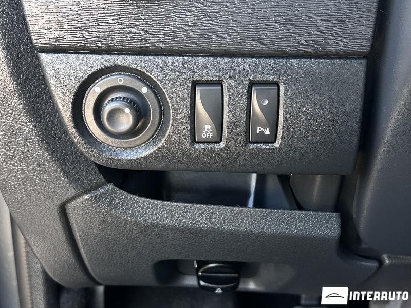2018 Dacia Lodgy Stepway — Miniatură 8