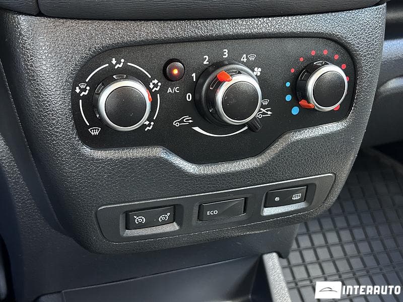 2018 Dacia Lodgy Stepway — Miniatură 13