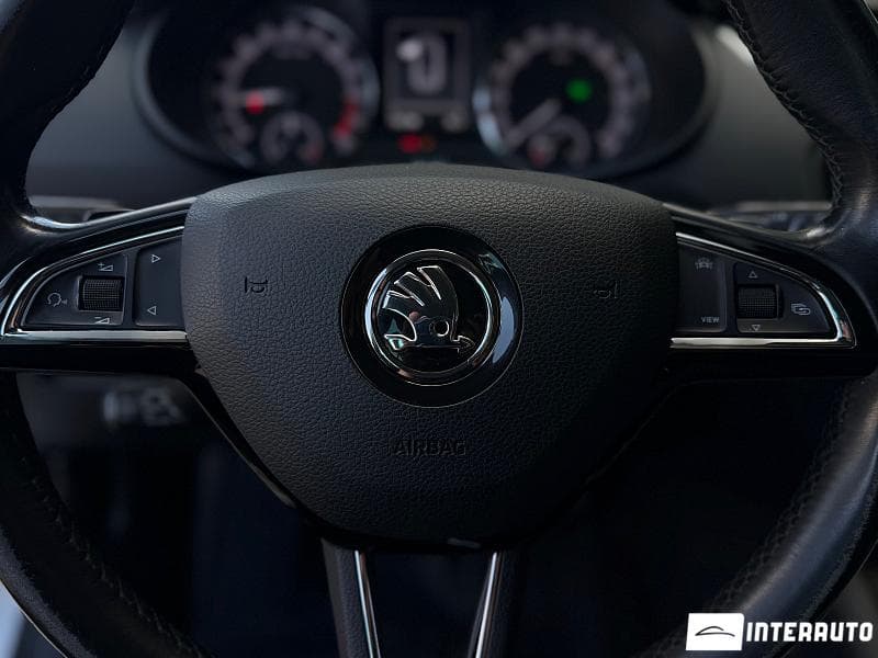 2019 Skoda Octavia — Miniatură 9