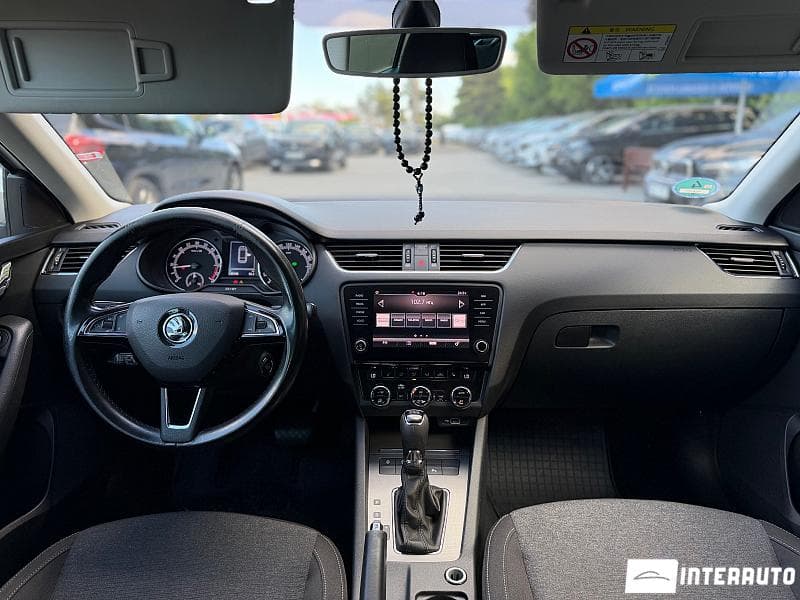 2019 Skoda Octavia — Miniatură 16