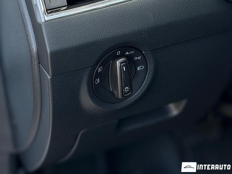 2019 Skoda Octavia — Miniatură 7
