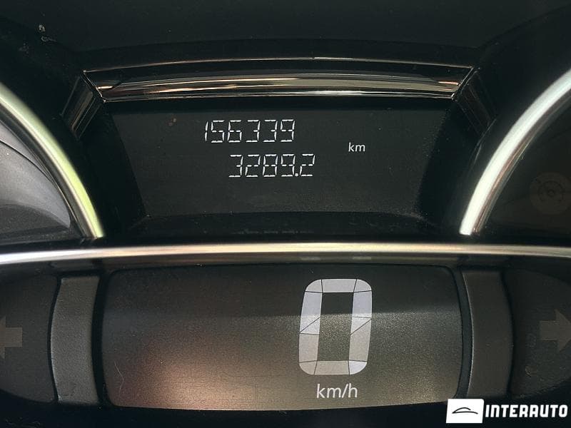 2016 Renault Clio — Miniatură 8