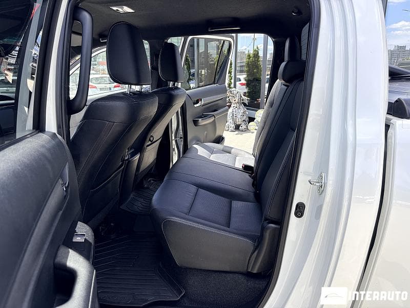 Toyota Hilux 2022 — Миниатюра 17