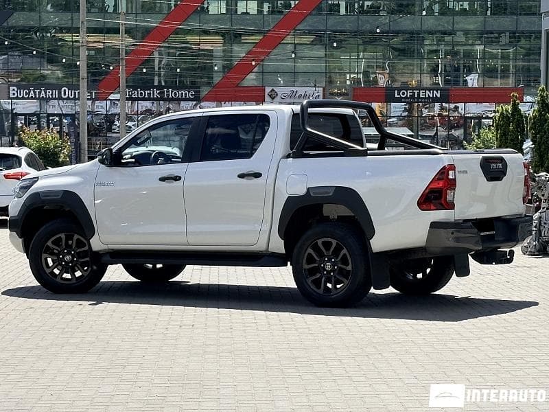 Toyota Hilux 2022 — Миниатюра 4