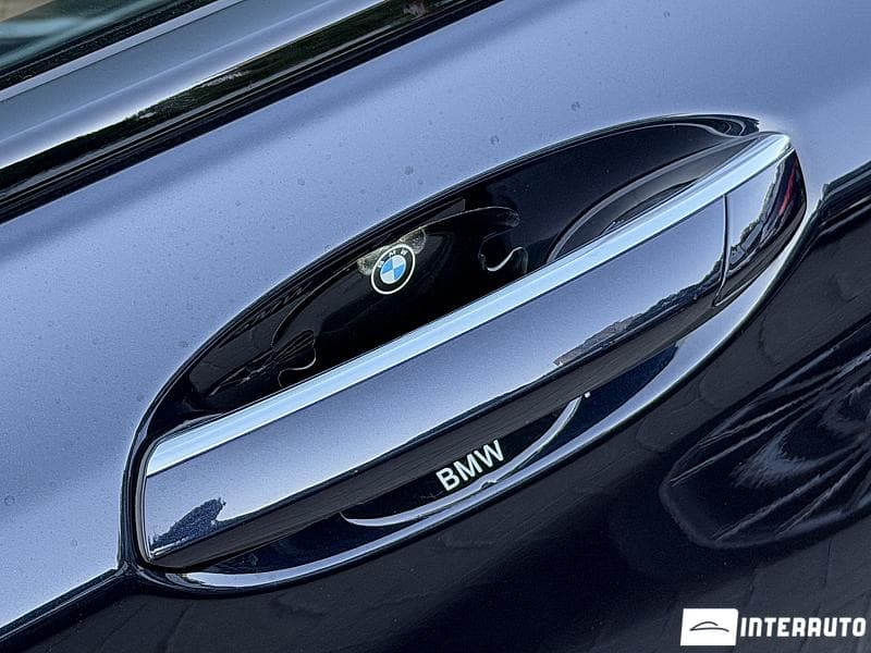 2017 BMW 740e — Miniatură 21