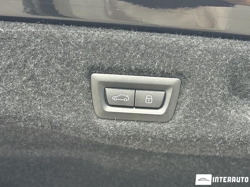 2024 BMW 520 — Miniatură 27