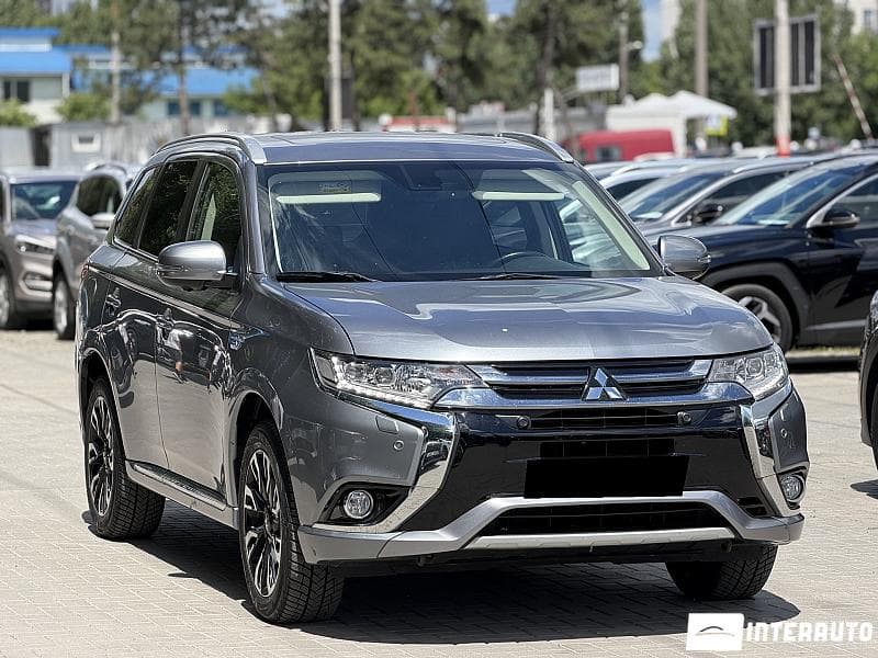 2015 Mitsubishi Outlander — Miniatură 3