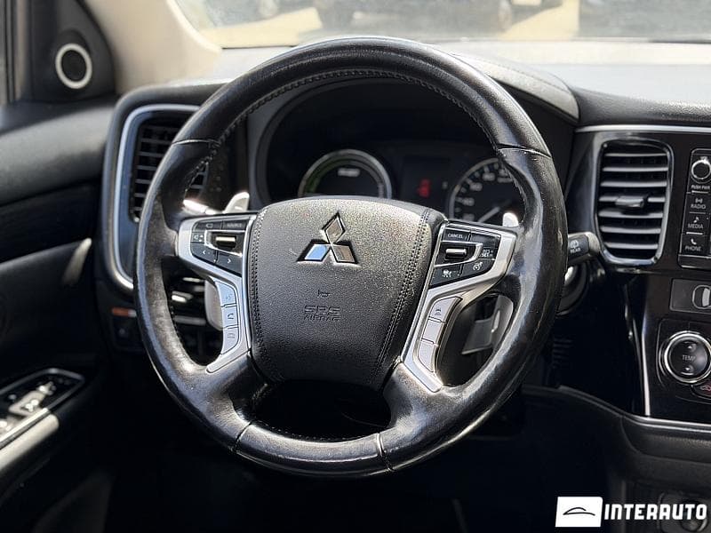 2015 Mitsubishi Outlander — Miniatură 13