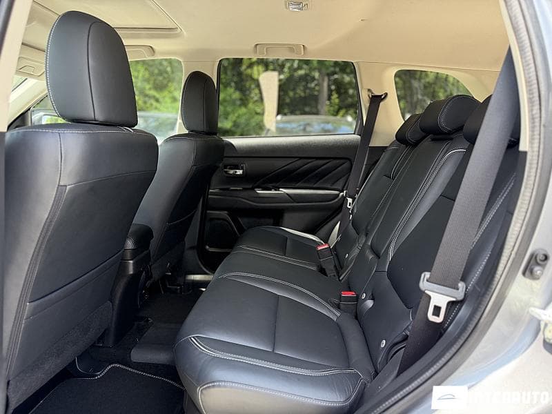 2015 Mitsubishi Outlander — Miniatură 19