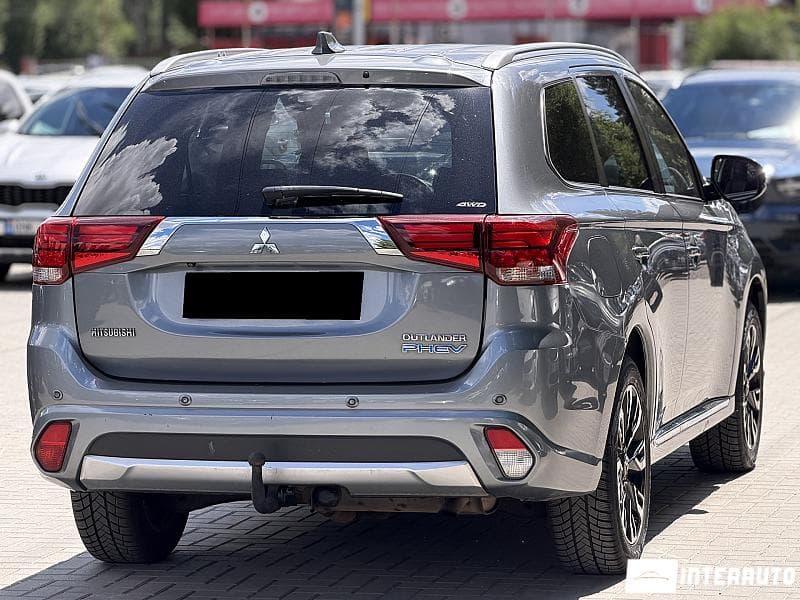2015 Mitsubishi Outlander — Miniatură 4