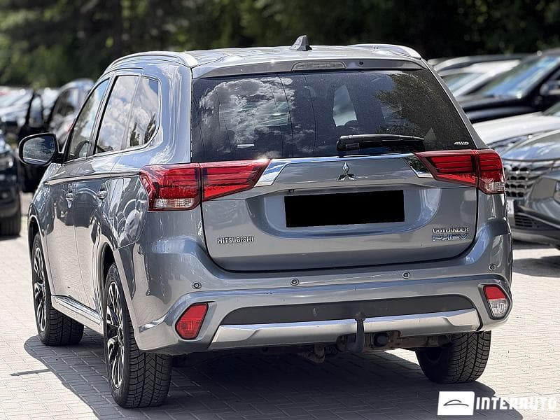 2015 Mitsubishi Outlander — Miniatură 2