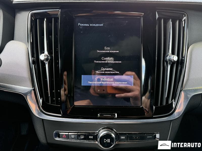 Volvo V 90 2017 — Миниатюра 14