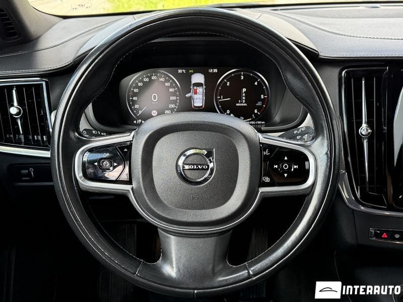 Volvo V 90 2017 — Миниатюра 11