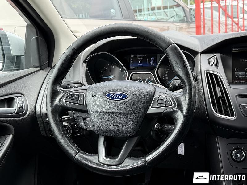 2015 Ford Focus — Miniatură 8