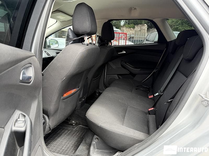 2015 Ford Focus — Miniatură 15