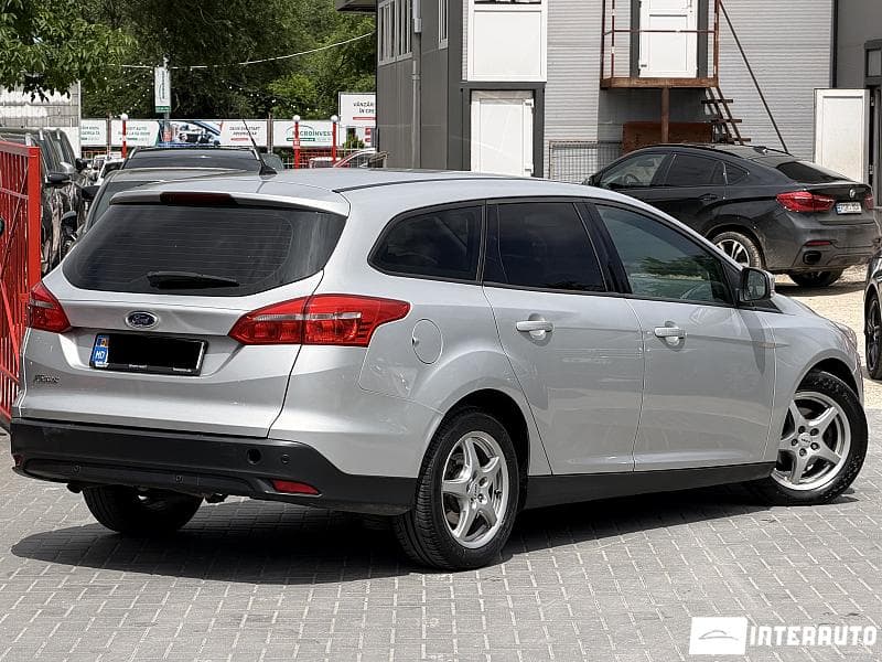 2015 Ford Focus — Miniatură 4
