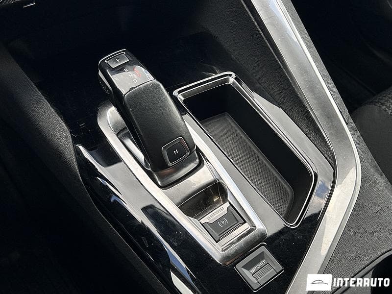 2019 Peugeot 5008 — Miniatură 13