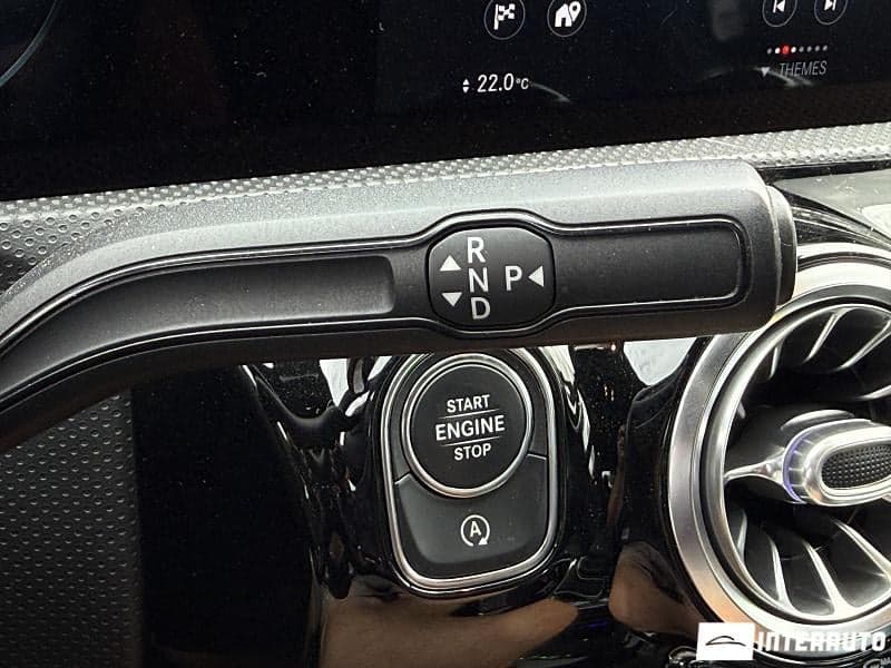 2020 Mercedes CLA 200 — Miniatură 14