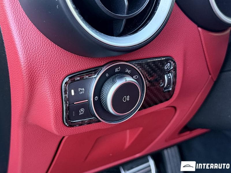 Alfa Romeo Stelvio Ti 2019 — Миниатюра 11