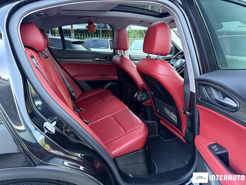 Alfa Romeo Stelvio Ti 2019 — Миниатюра 8