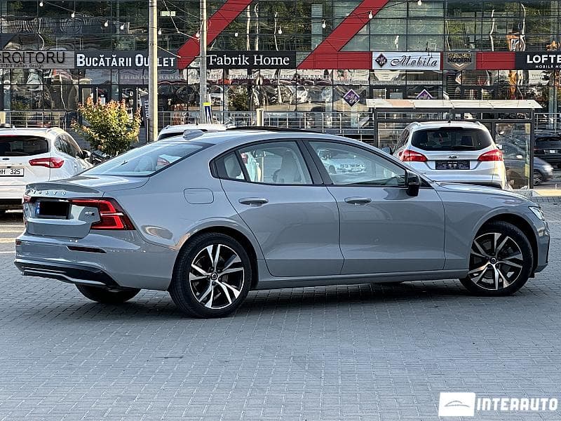 2024 Volvo S 60 — Miniatură 3