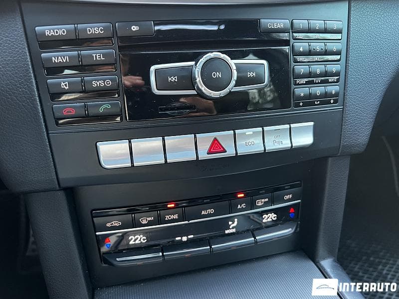 2014 Mercedes E 220 — Miniatură 14