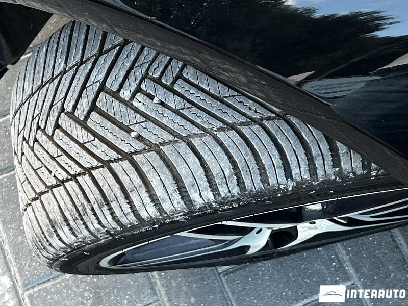 2014 Mercedes E 220 — Miniatură 18