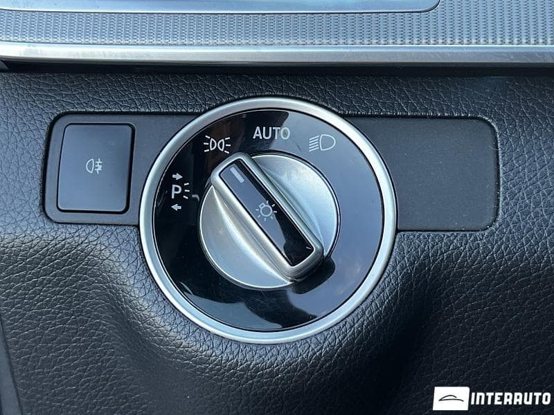 2014 Mercedes E 220 — Miniatură 16