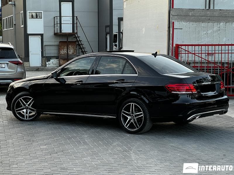 2014 Mercedes E 220 — Miniatură 2