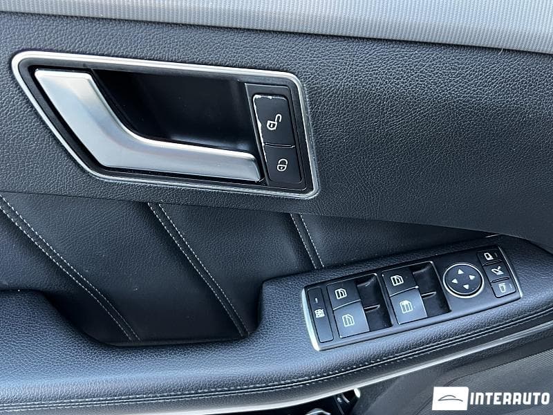 2014 Mercedes E 220 — Miniatură 17