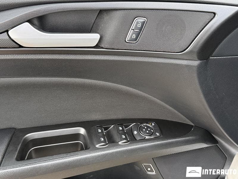 2018 Ford Fusion — Miniatură 6