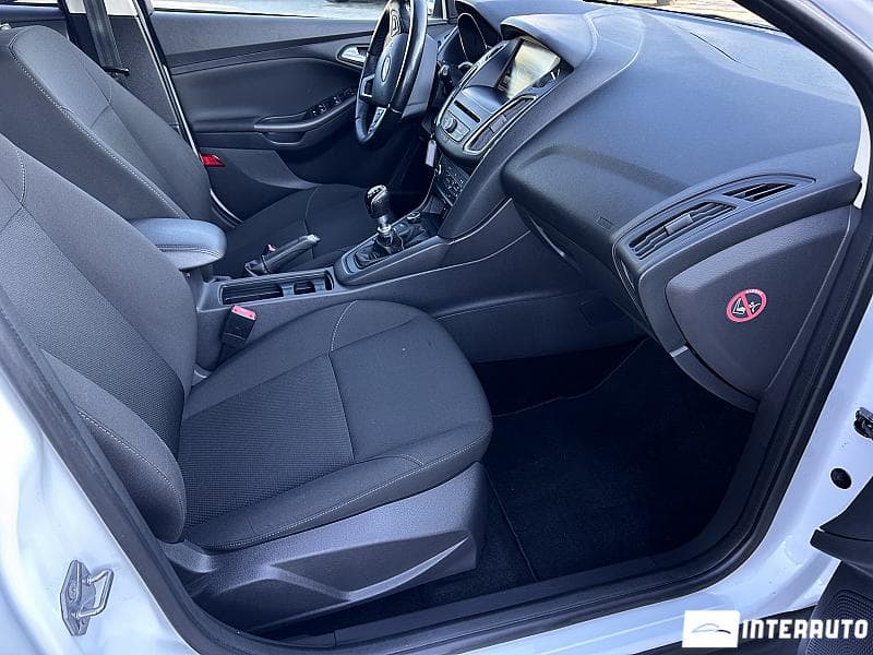 2014 Ford Focus — Miniatură 15