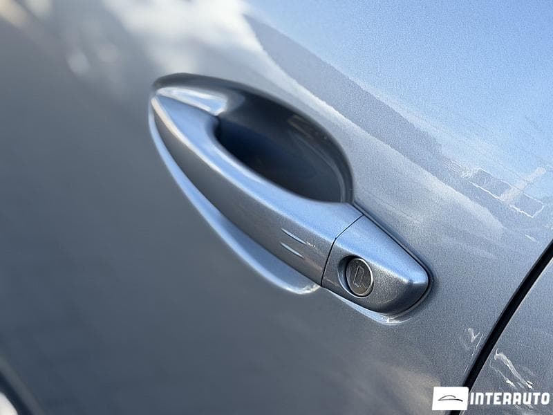 2019 Peugeot 3008 — Miniatură 5