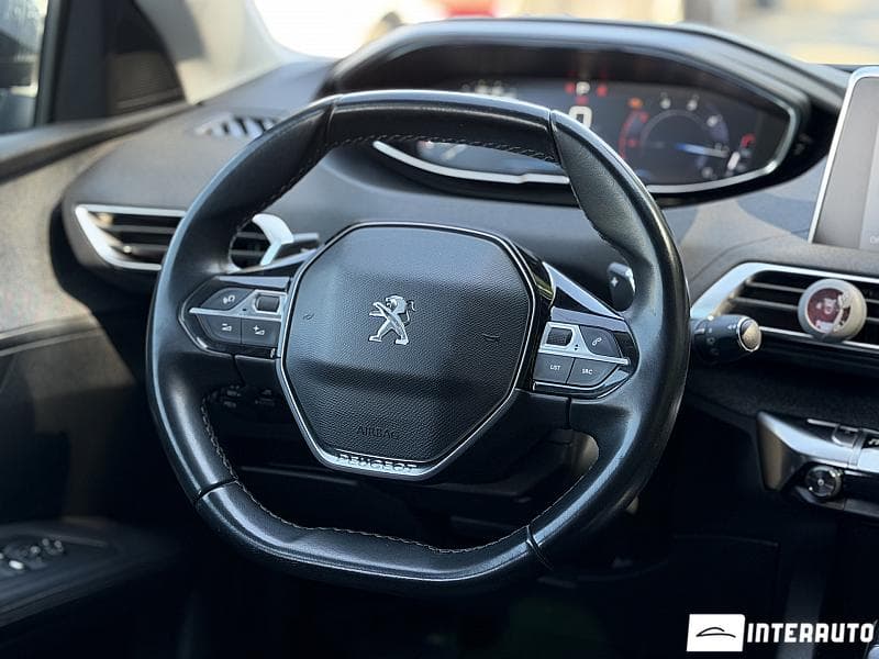 2019 Peugeot 3008 — Miniatură 11