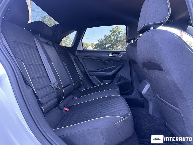 2023 Volkswagen Jetta — Miniatură 18