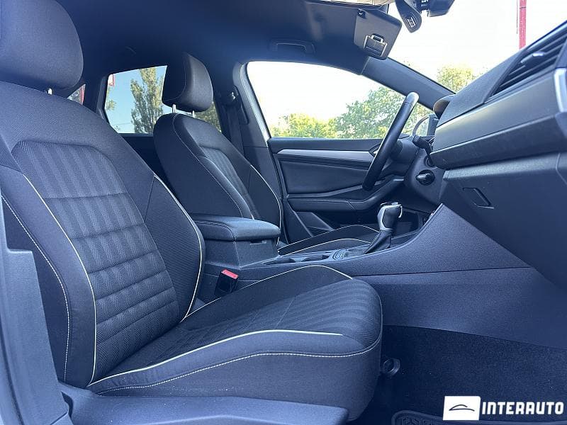 2023 Volkswagen Jetta — Miniatură 15