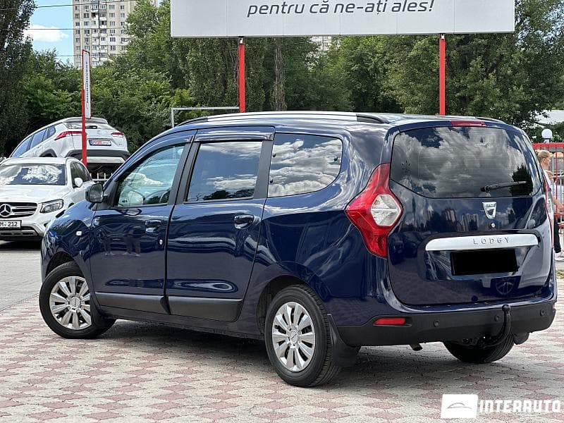 2015 Dacia Lodgy — Miniatură 3