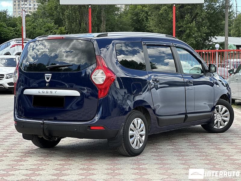 2015 Dacia Lodgy — Miniatură 2