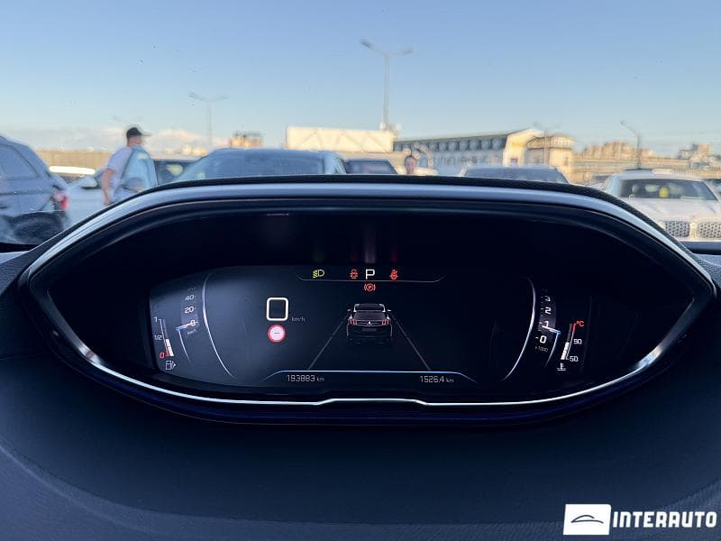 Peugeot 3008 2021 — Миниатюра 8