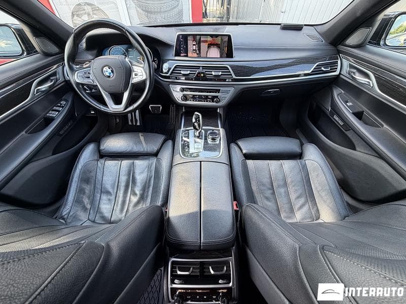 BMW 740e 2017 — Миниатюра 10