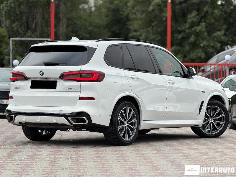2022 BMW X5 4.5e — Miniatură 2